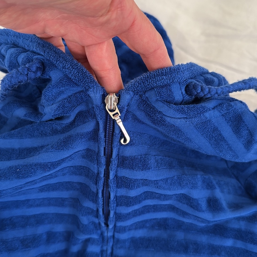 Juicy Couture short set - Picture 7 of 9